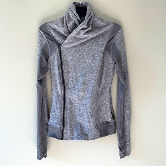 lululemon athletica Tops - Lululemon wrap size 6